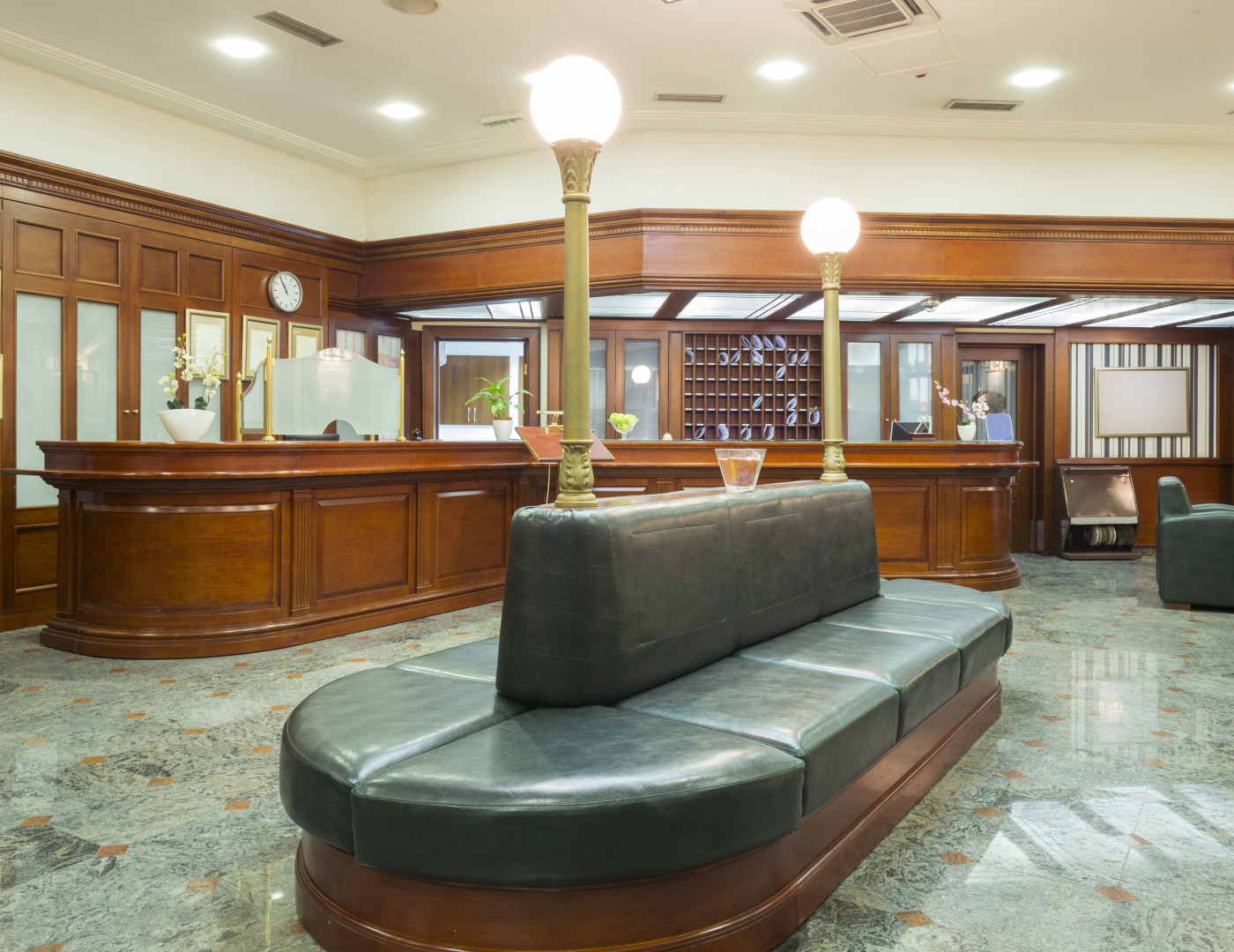 Стойка ресепшн Тенсель — фото № 7